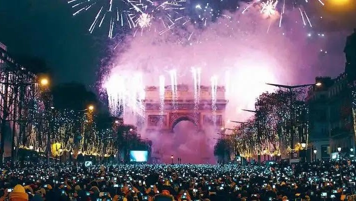 31st December Night in Paris